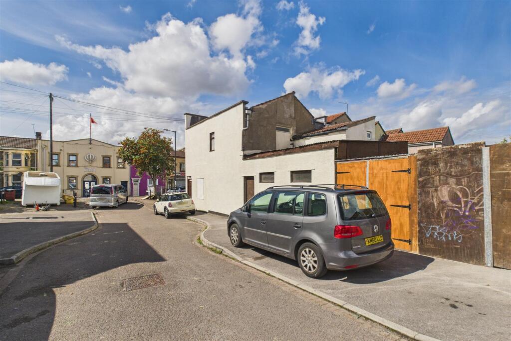 64 Chelsea Road, Easton, Bristol BS5 6AT | Freehol