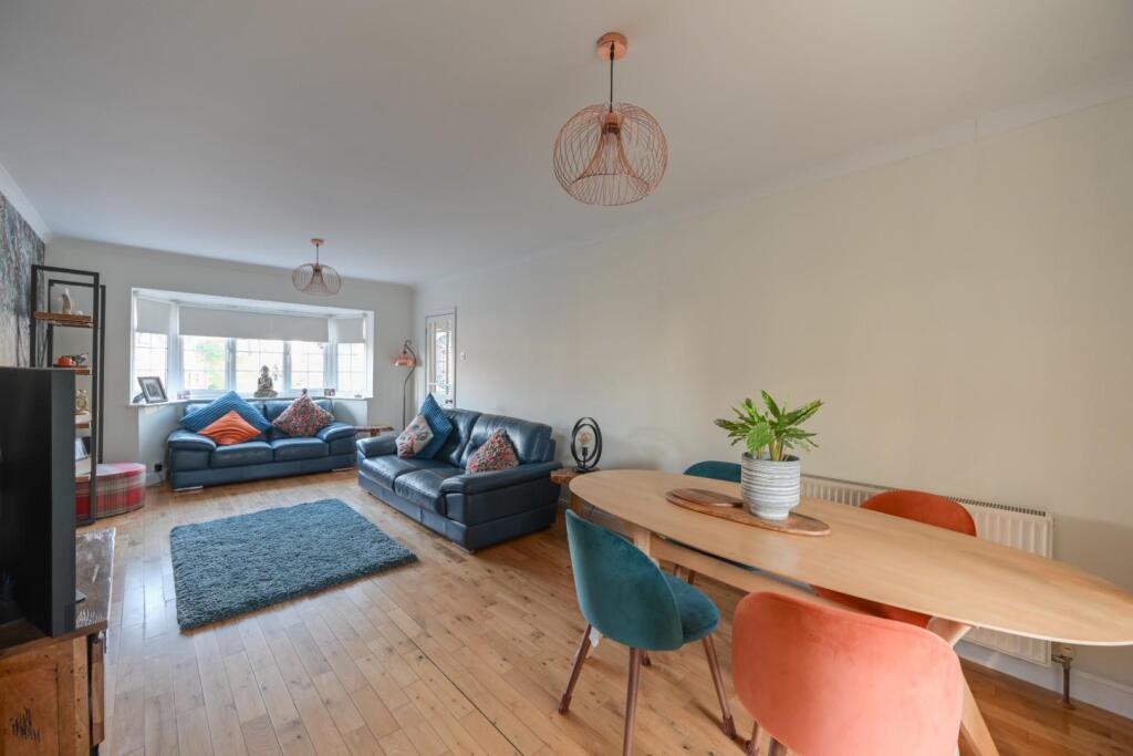 97 Wimperis Way (31 of 31).jpg