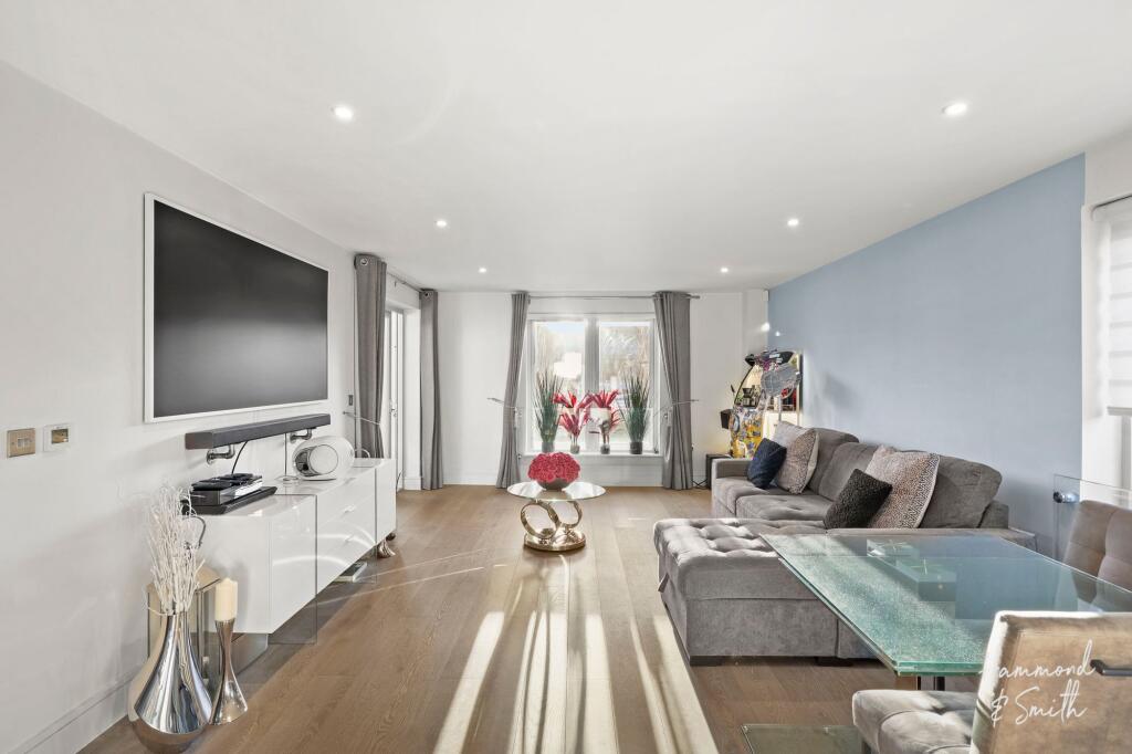 Kitchen / Living / Dining