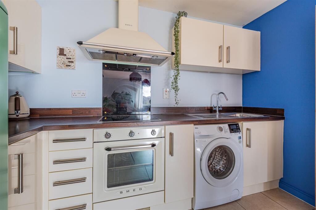 223 Zurich House-4.jpg