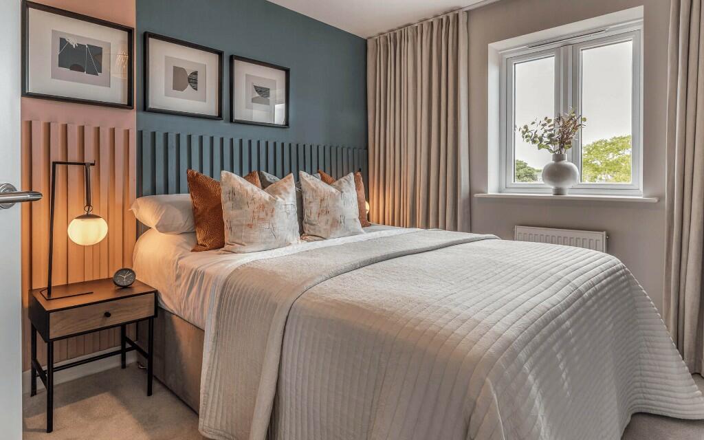 Similar Show Home