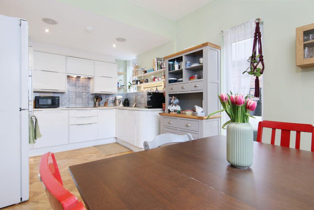 120 Craigton Place, Winchburgh, EH52 6RW