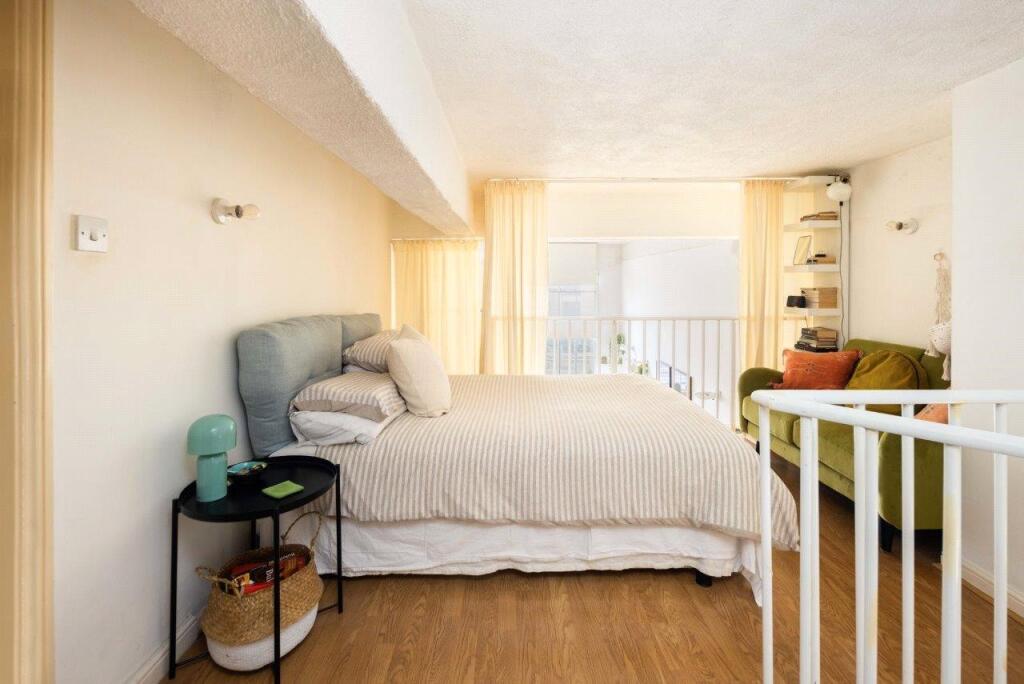 Mezzanine Bedroom