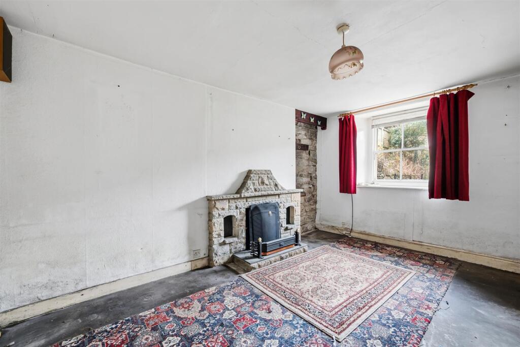 Saxton Mee Ashleigh Cottage 0012.jpg