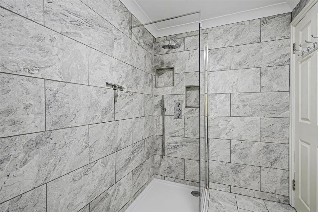 Shower Room 1_1.jpeg