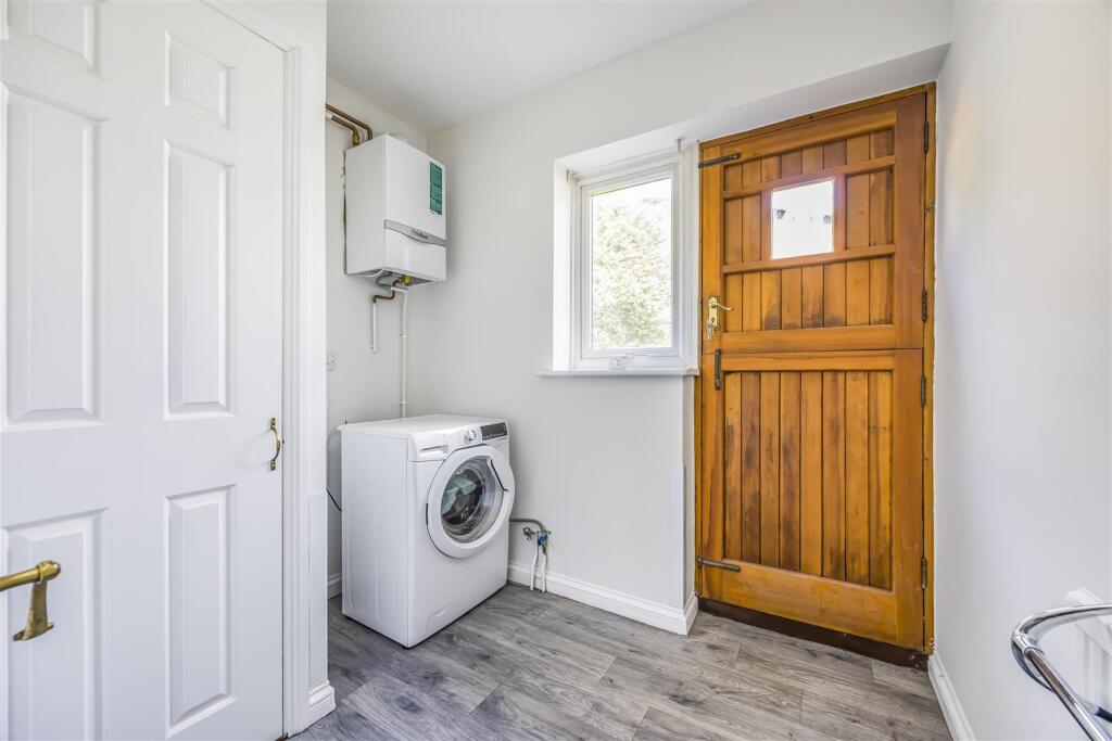 5 Deeping Gate, Waterlooville-PorticoMarketing-Sol