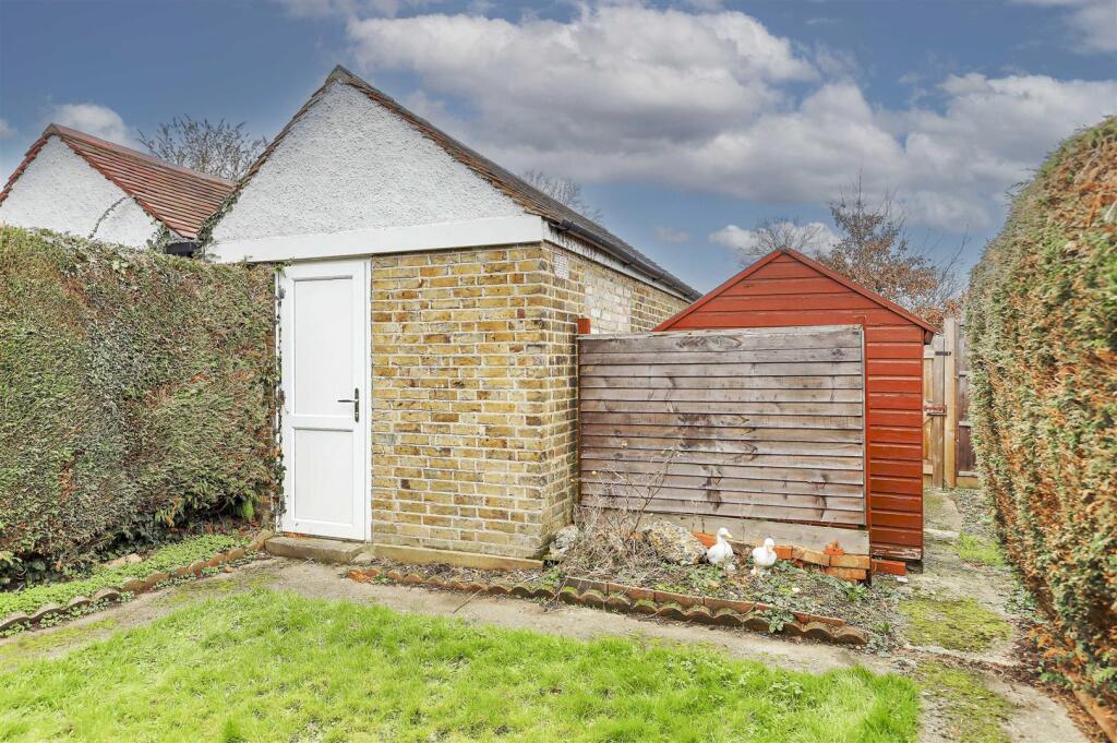 Ridge Avenue_22 bs.jpg