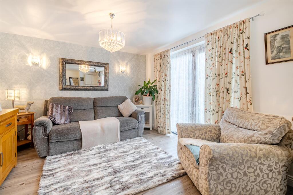 38 Stratford Road, Roade (15).jpg