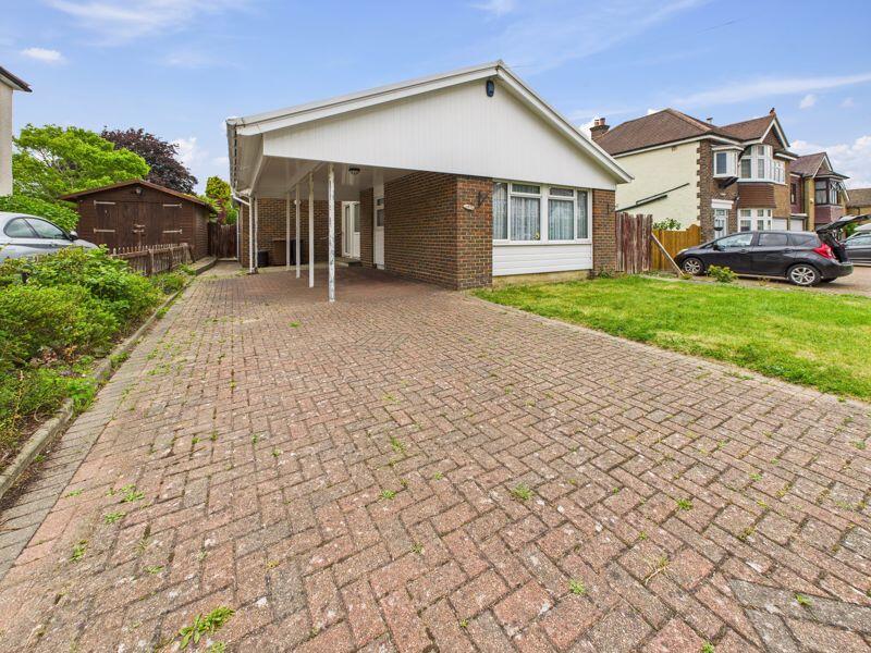 FRONT ASPECT &amp; DRIVEWAY