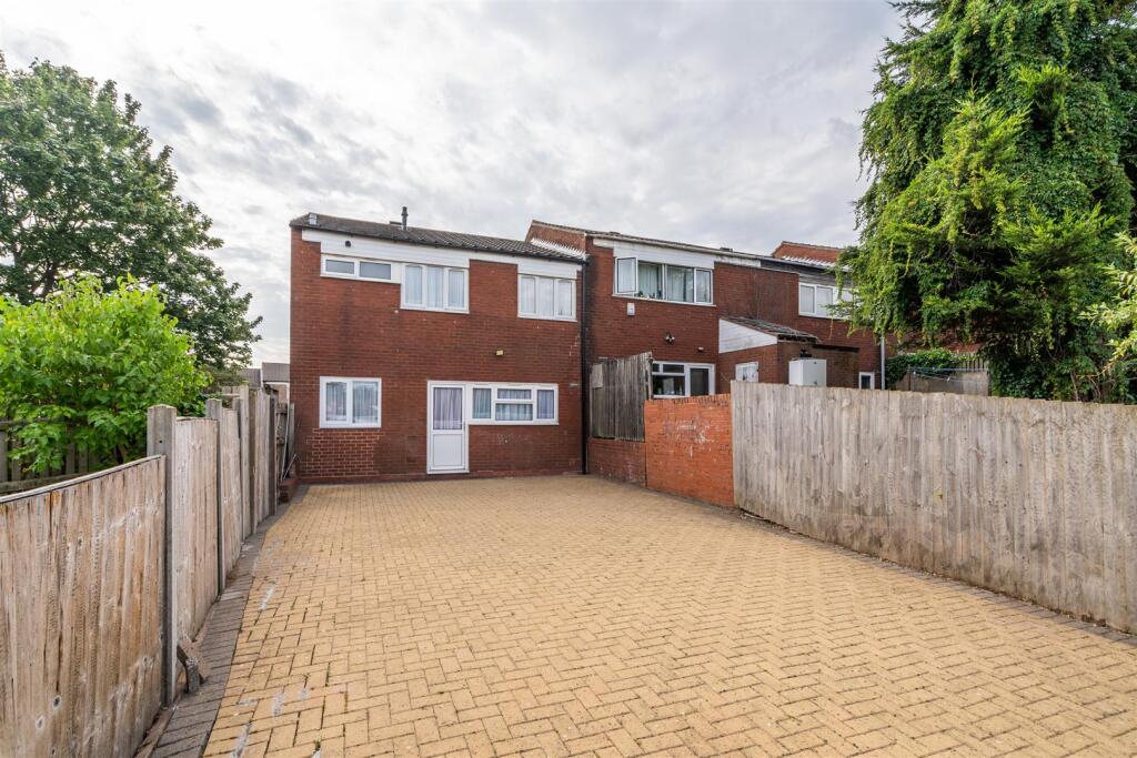 12 Goode Avenue_17.jpg