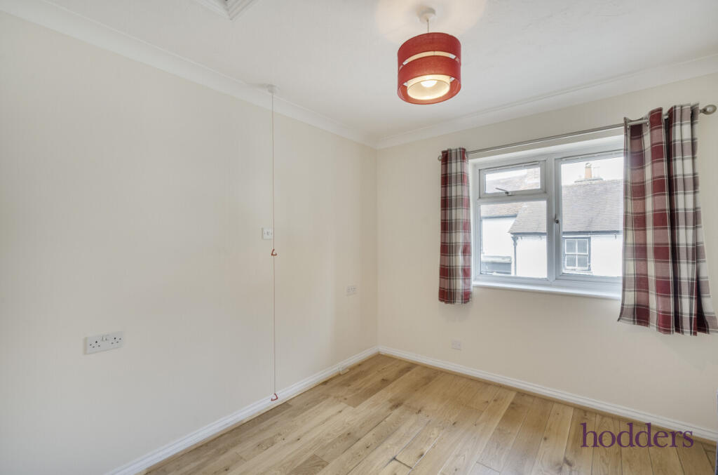 0ede6590-a847-4f1...