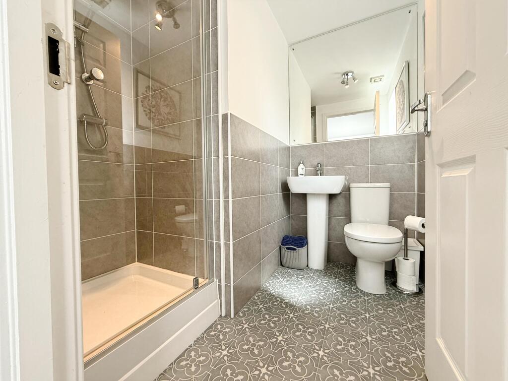 Ensuite