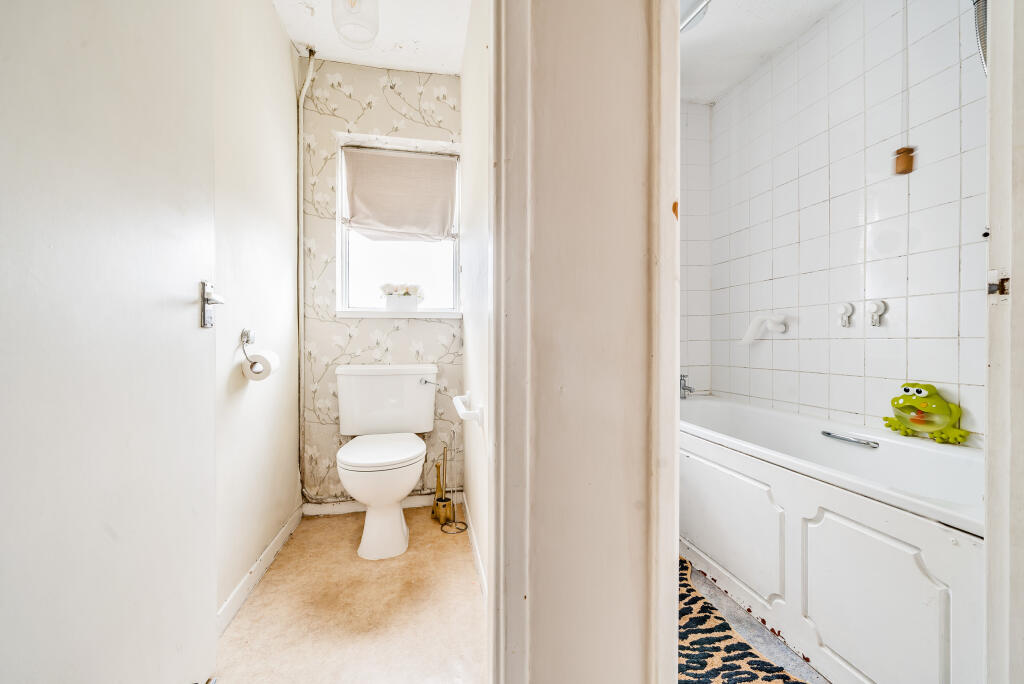 Separate WC