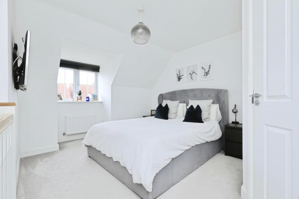 BEDROOM NO.1