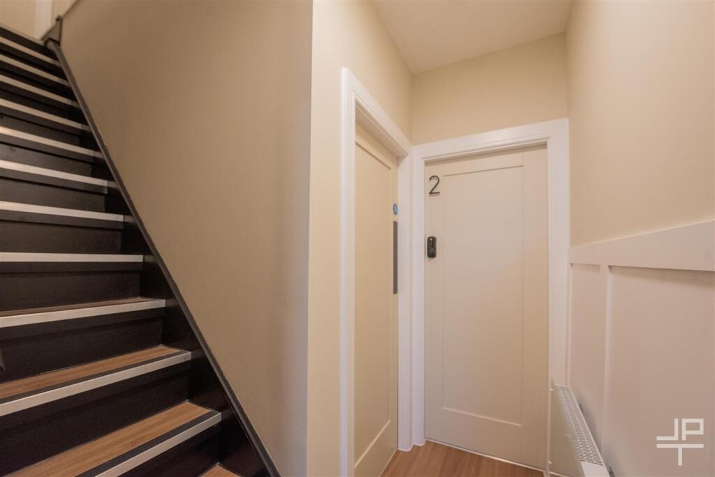hallway.jpg