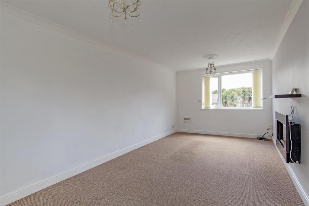 Reception Room-1.jpg