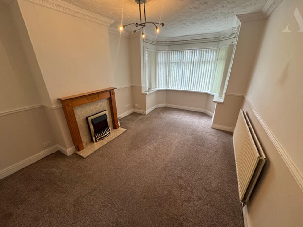 62 Sandhurst Avenue - Reception 1 x 2