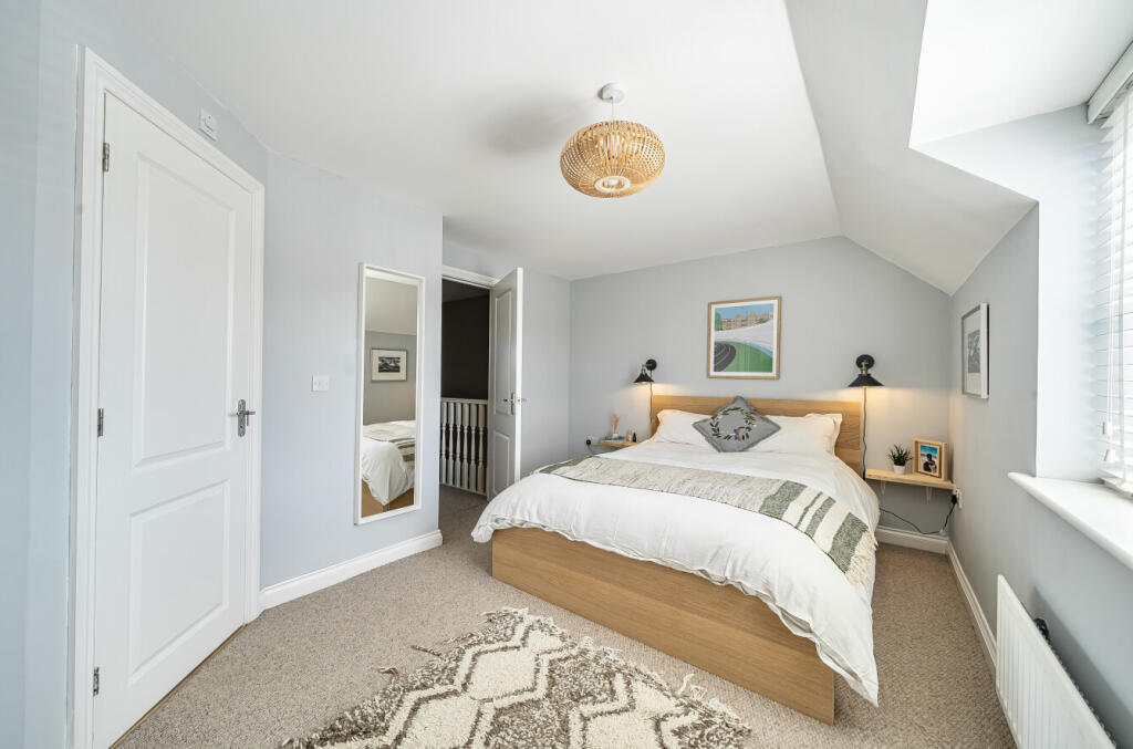 1319641-5-6868096...