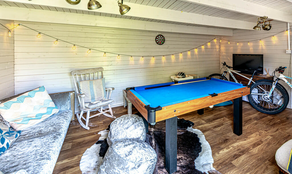Outbuilding