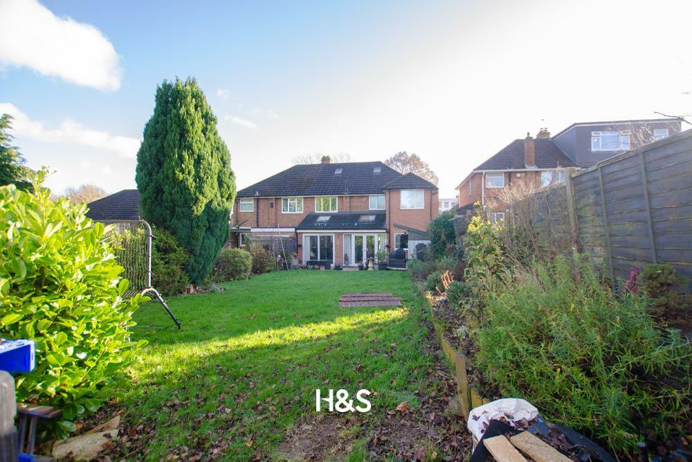 50 chamberlain road rear garden.jpg