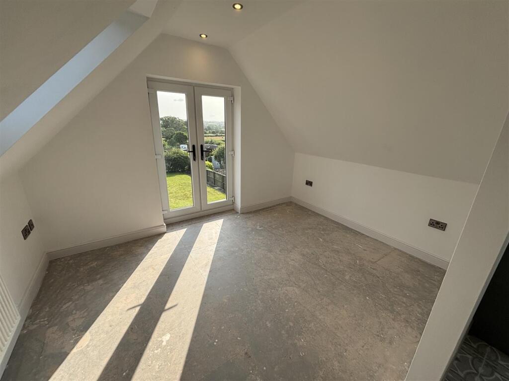 Bedroom One (with integrated ensuite)