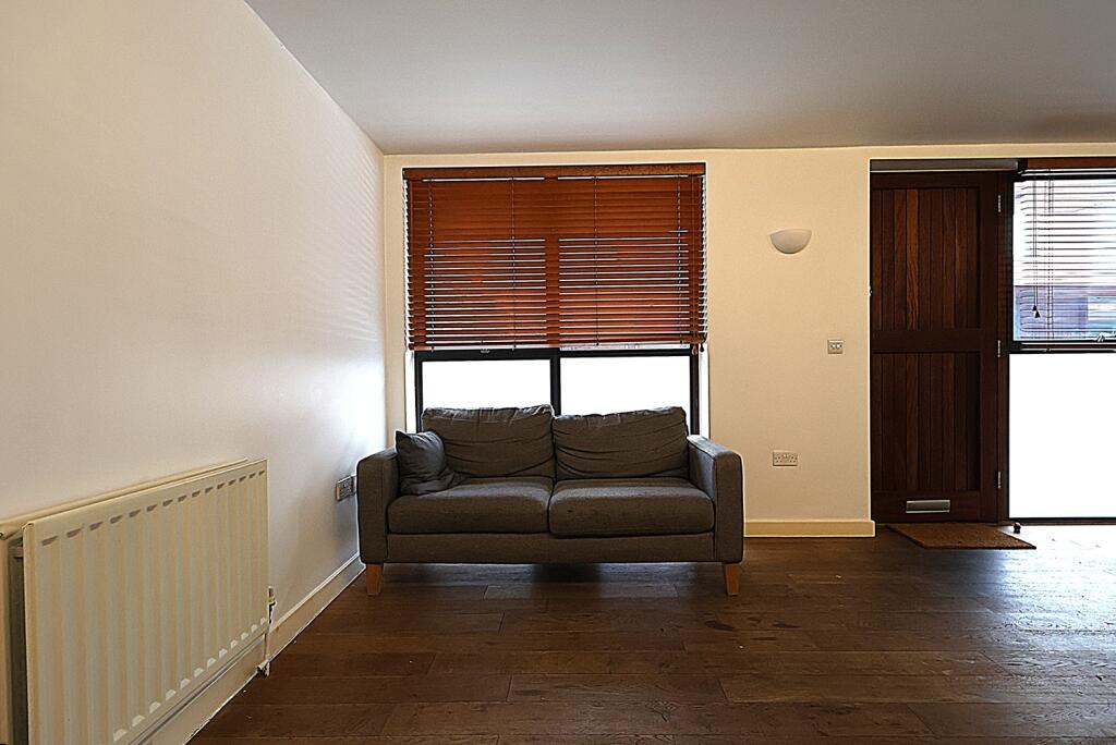 Open Plan Living Room - Kitchen