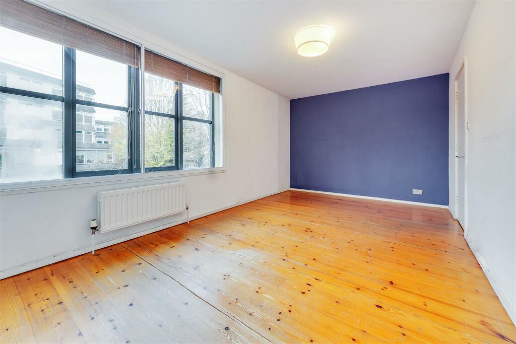 3rd bedroom.jpg