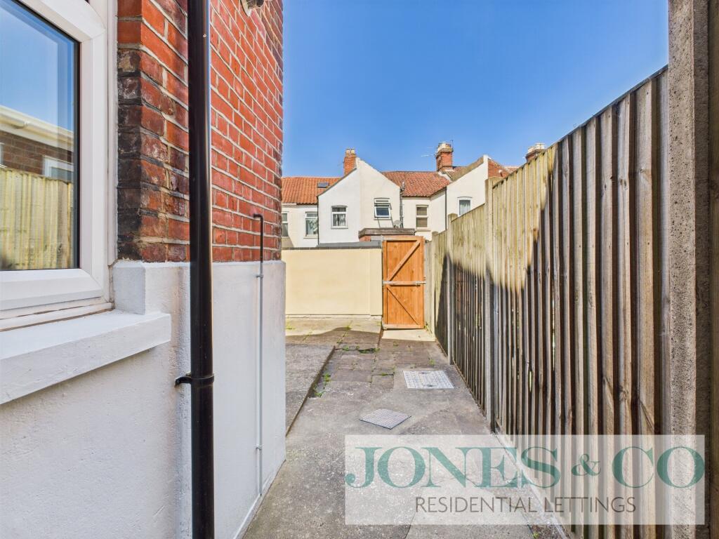 CAM04031G0-PR0056-ST