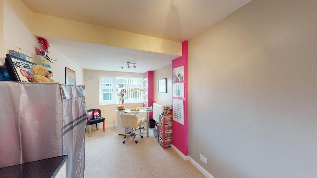 Reception room/4th bedroom