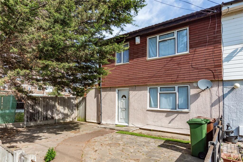 Brook Avenue, Dagenham, RM10