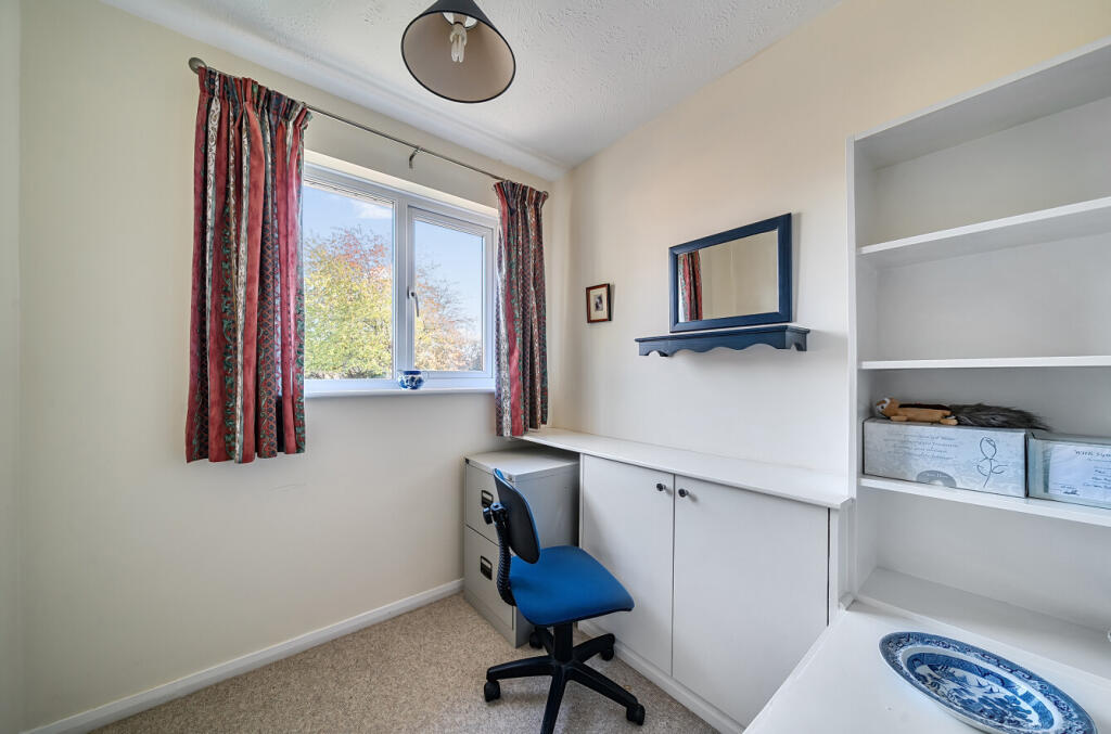 1372851-6-6900d47...