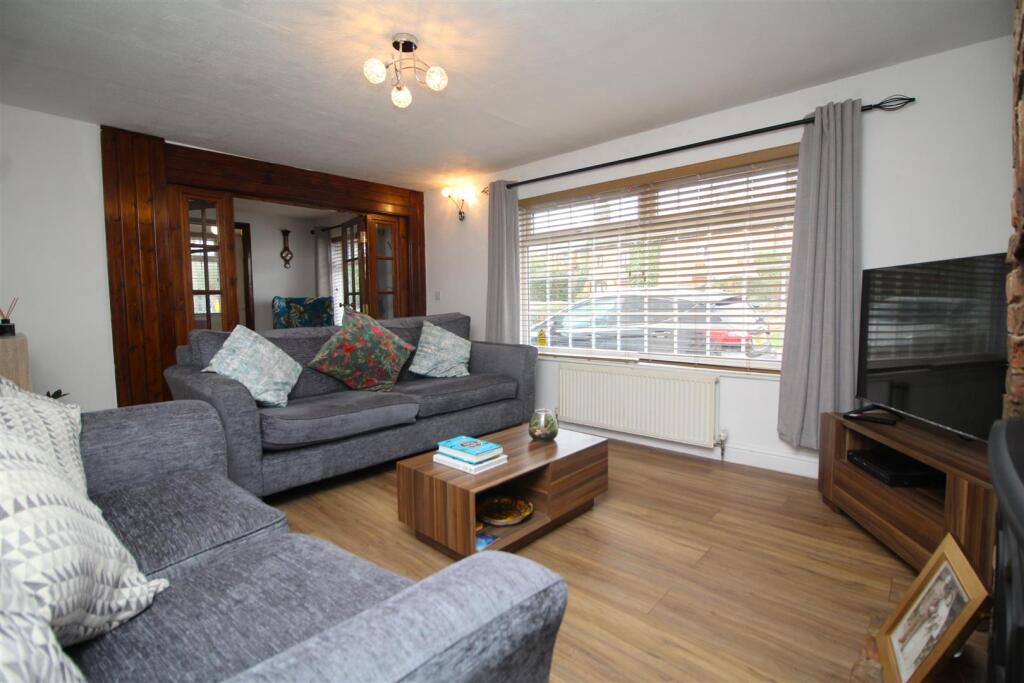living room 1 .JPG