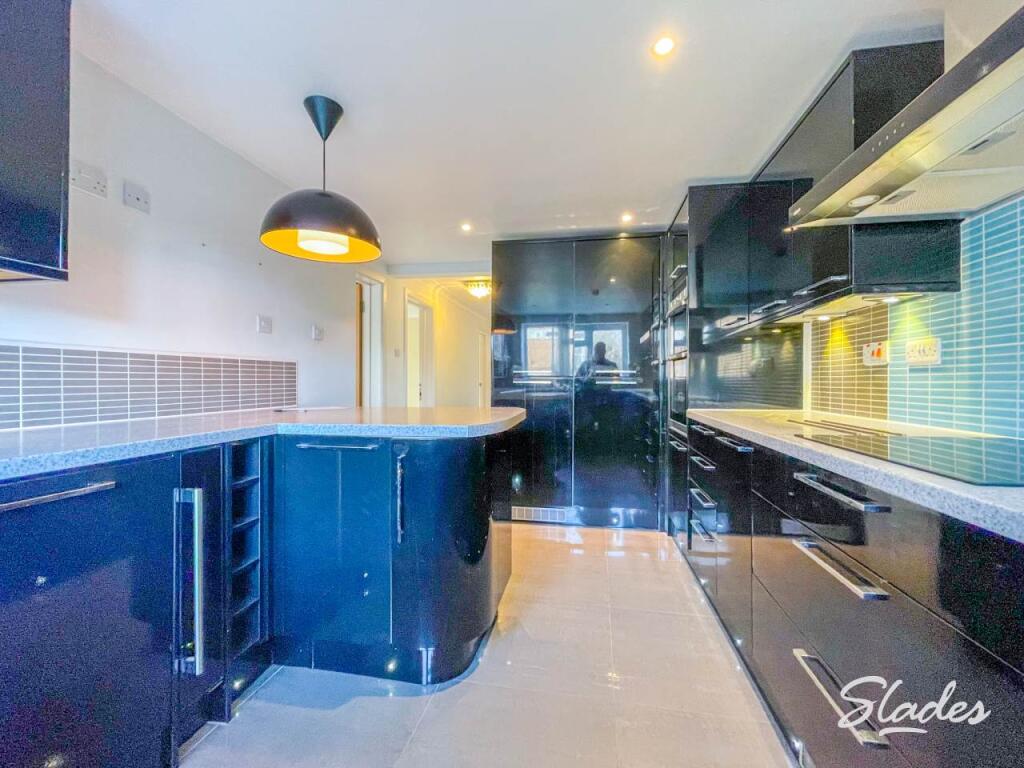 3 seacliff court kit