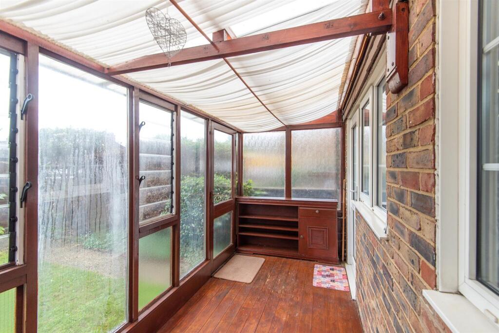 For Sale by Aspire Residential | Hurston Close