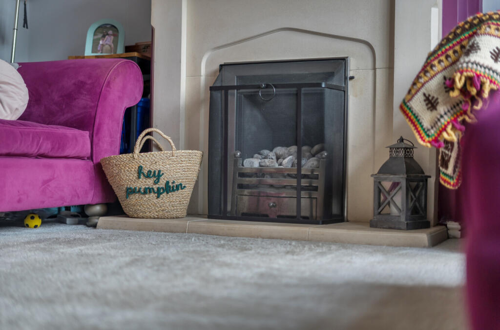 1371775-16-6900e8...