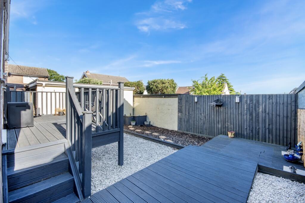 EweMove Estate Agents Scunthorpe Rear Garden