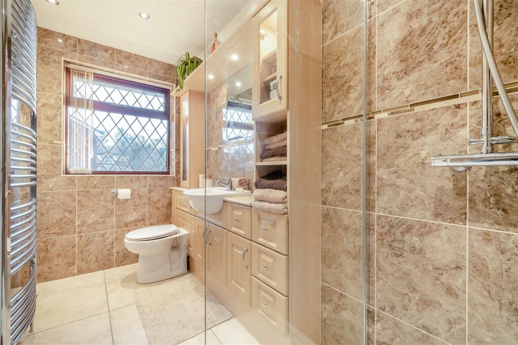 8576940-interior28.jpg