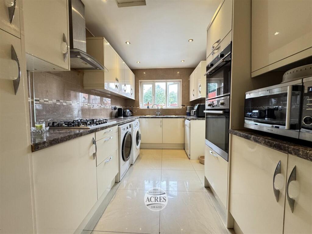 IMG_2100 (Large).jpg