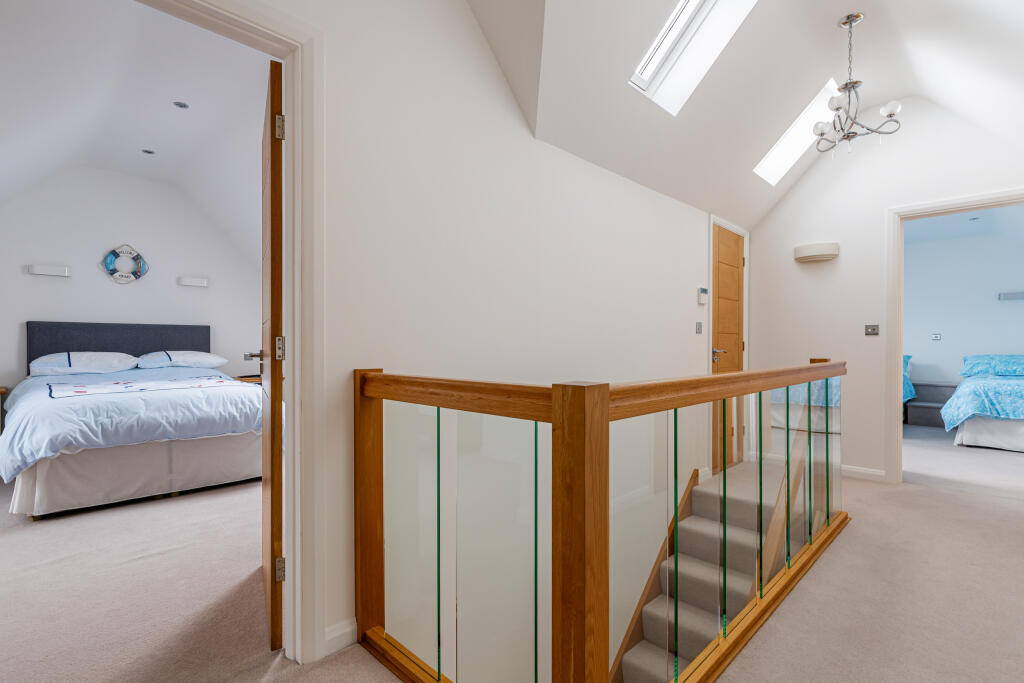 21 Landing 25 Start Bay Park Strete - 250919