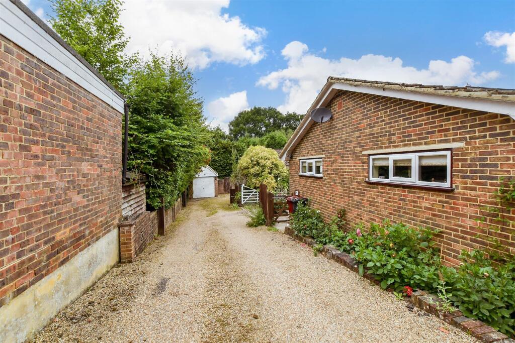 Driveway/Parking