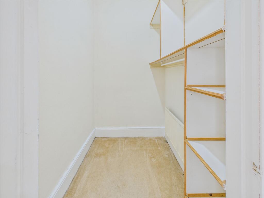 Walk-In Wardrobe