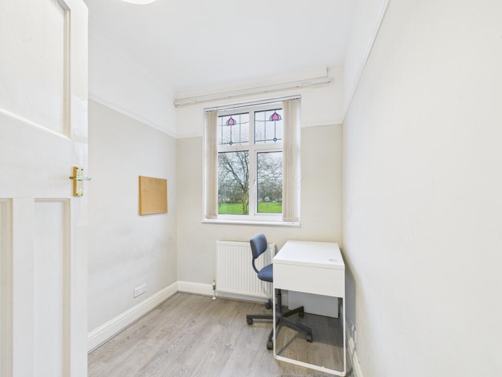 CAM02023G0-PR0187-STILL004