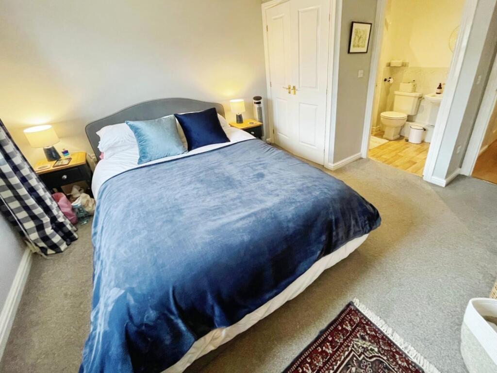 Bedroom 20One.jpg