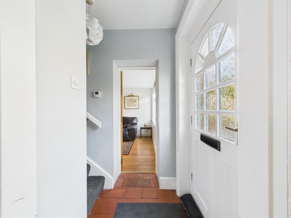 ENTRANCE HALL