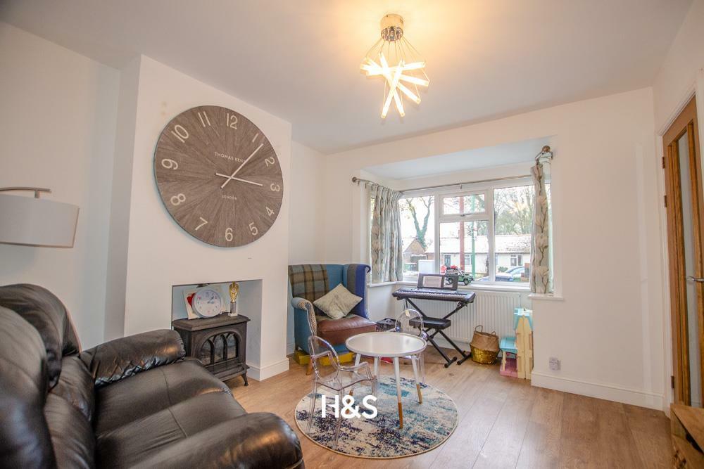 69 lodge road front room.jpg