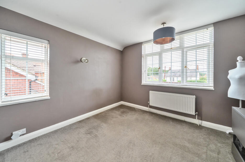 1327928-23-6883af...