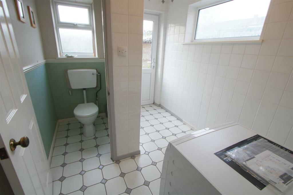 UTILITY ROOM.jpg