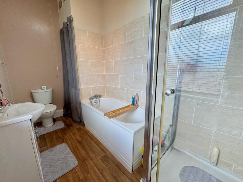 WhatsApp Image 2025-05-31 at 09.19.59 (4)