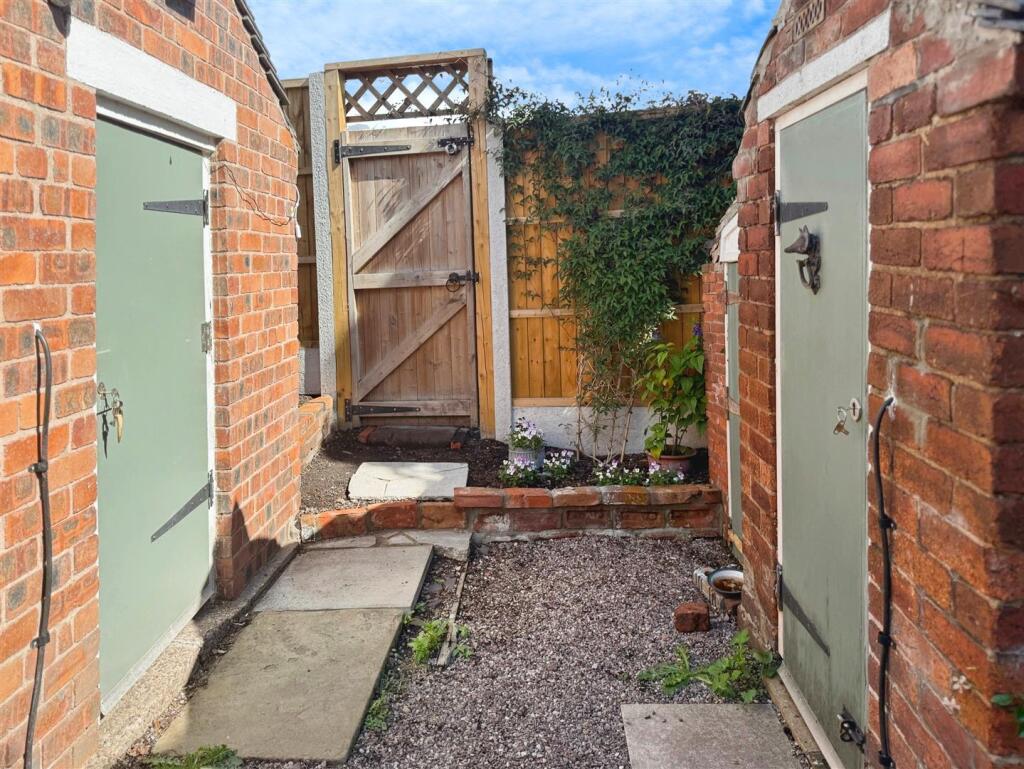 Outbuilding