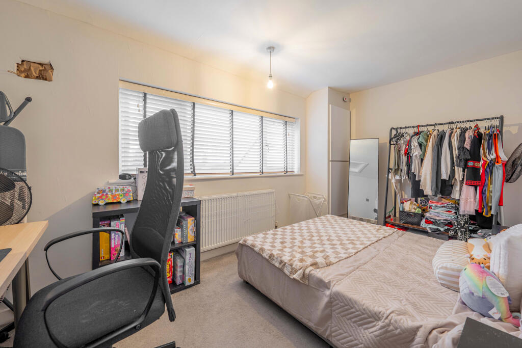 Buckingham Rise 09345